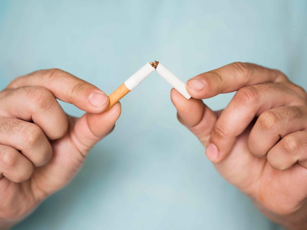 5 Dampak Negatif Merokok bagi Remaja
